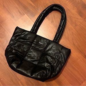 DKNY quilted tote *LIKE NEW*